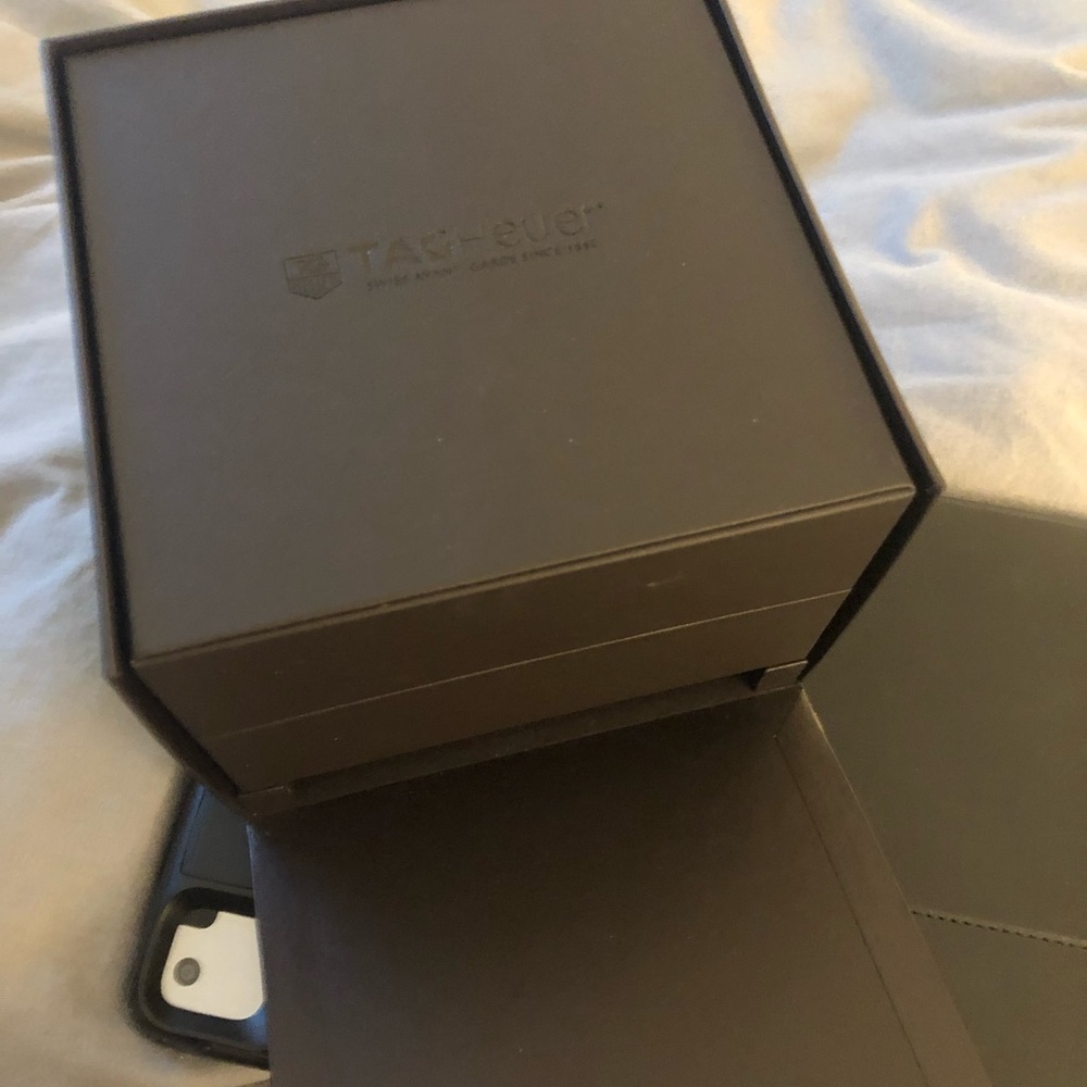 Tag Heuer - Picture 6 of 7